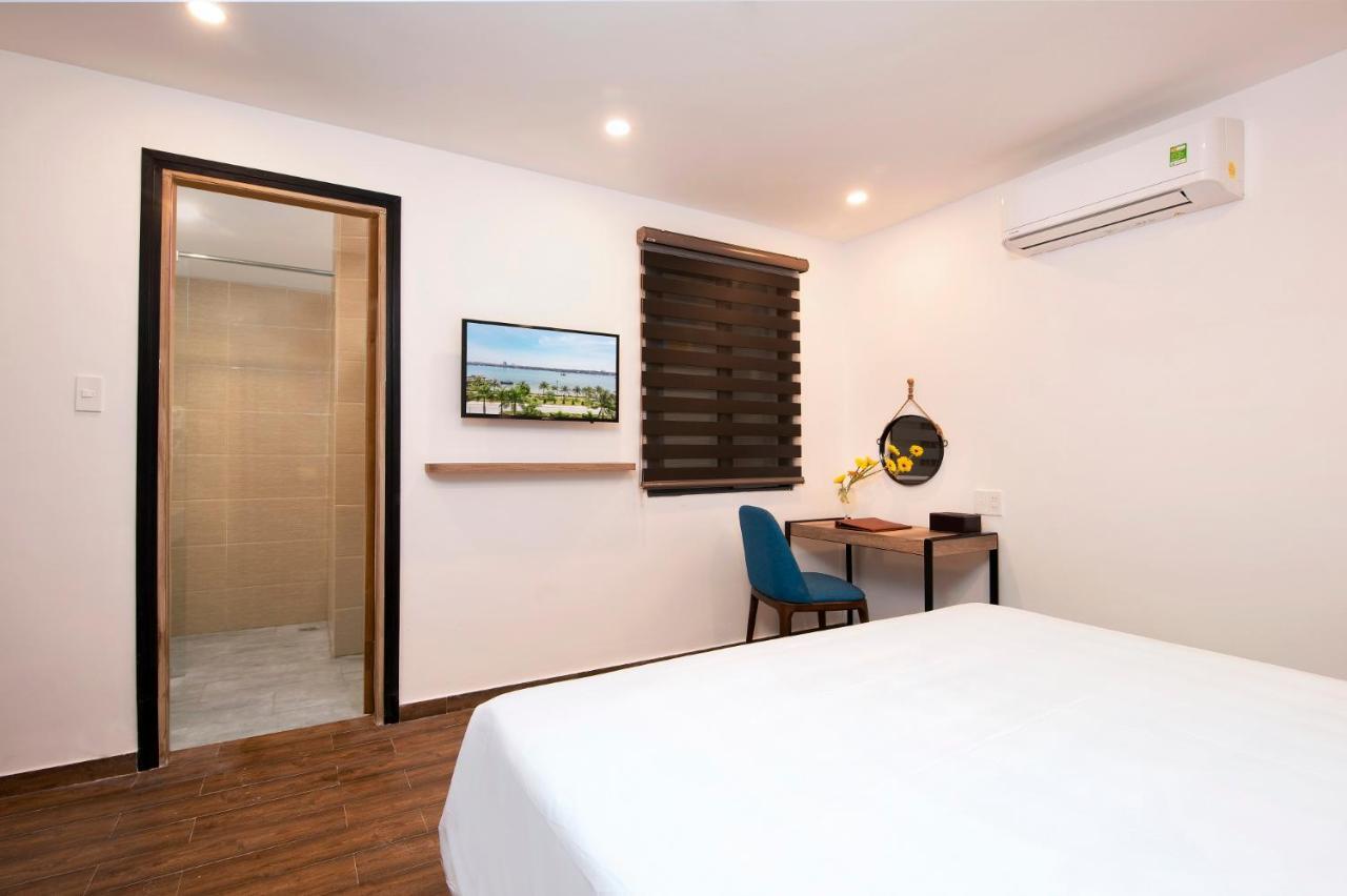 Golden Lotus Central Hotel Нячанг Екстер'єр фото
