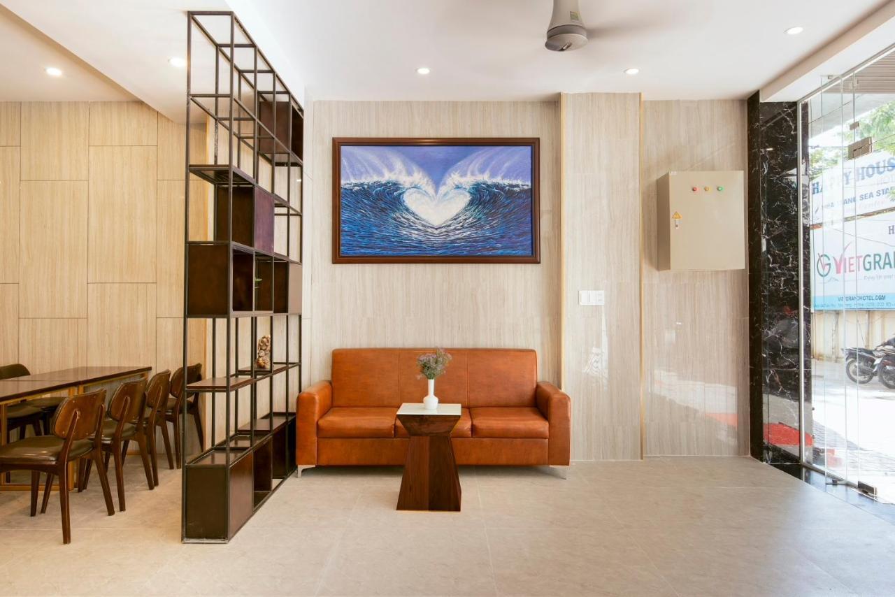 Golden Lotus Central Hotel Нячанг Екстер'єр фото